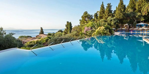Aeolos Beach Resort, Perama