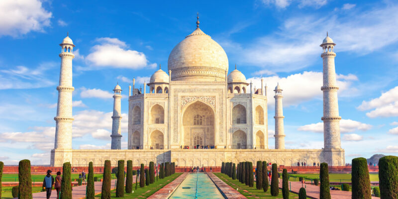 Taj,Mahal,,Agra,,Uttar,Pradesh,,India,,Sunny,Day,View