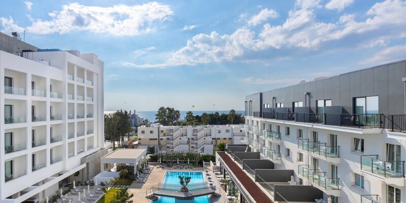 Anemi Hotel & Suites1