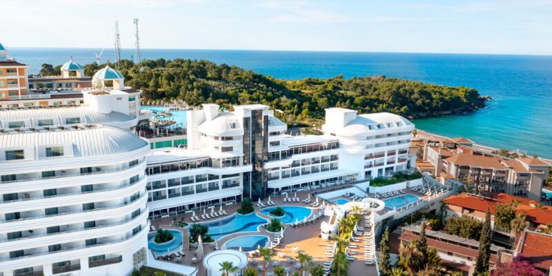 LAGUNA%20BEACH%20ALYA_general_view_1440x810