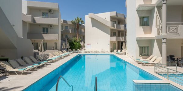 Summer Beach Hotel