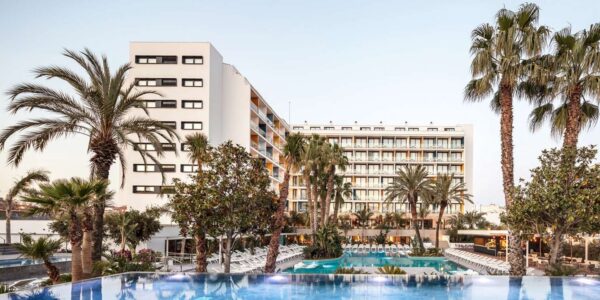 AQUA Hotel Silhouette & Spa