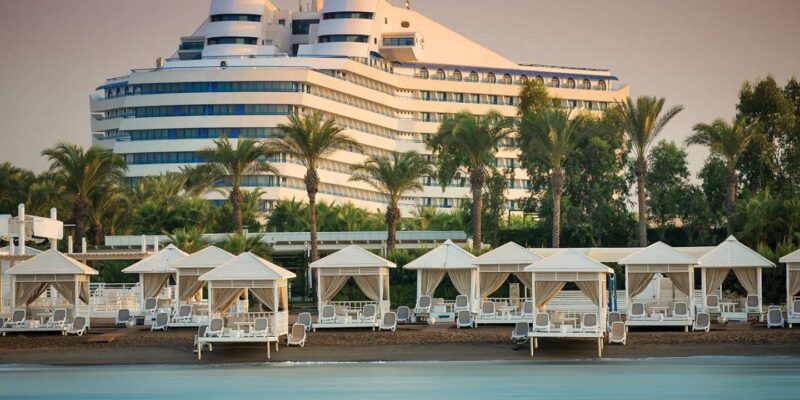 TRATITANIC_LARA-TOP-Titanic-Beach-Lara_General-View-2