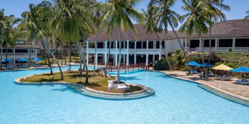 prideinn%20flamingo%20beach%20resort%20%26%20spa_347052365_1440x810
